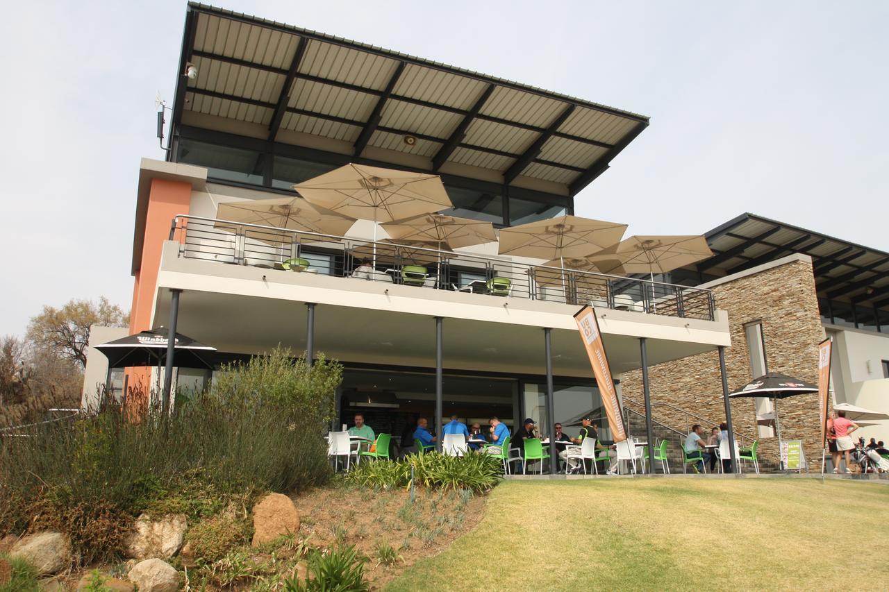 Jozistay @ Jackal Creek Apartments Roodepoort Buitenkant foto