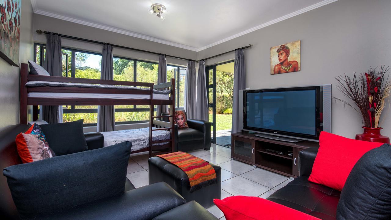 Jozistay @ Jackal Creek Apartments Roodepoort Buitenkant foto